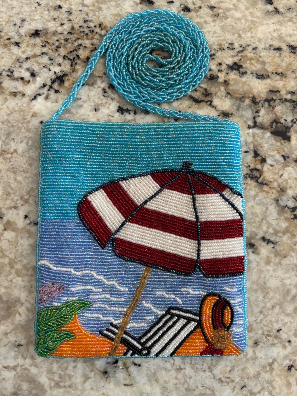 VTG ERMO Beaded Beach Umbrella Crossbody Club Purse Bag  White Multicolor, Strap